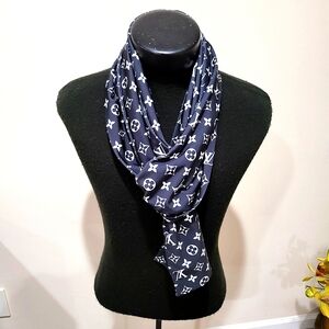 Black and white custom order scarf  100%polyester, NWOT 72"×9,5"